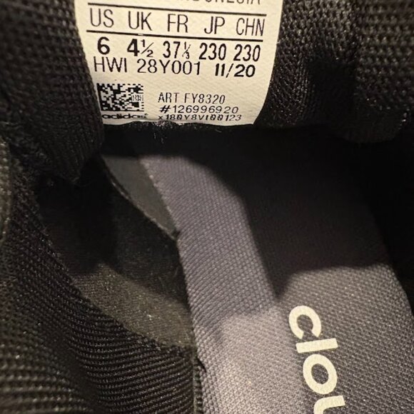 ADIDAS QT Racer 2.0- Black and White, Size 6 - Picture 4 of 6